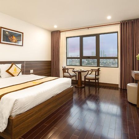 Hoang Linh Riverfront Hotel Da Nang Bagian luar foto